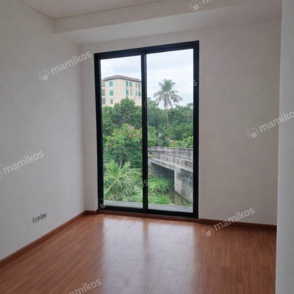 Rumah Sertifikat SHM 3 Kamar Tidur 2 Kamar Mandi Kemang Jakarta Selatan - Photo 3