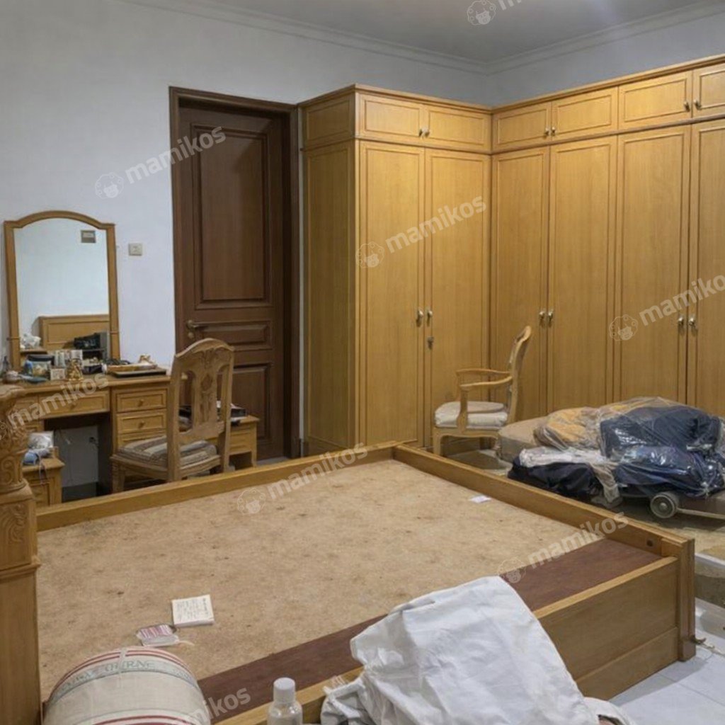 Rumah Sertifikat SHM 8 Kamar Tidur 3 Kamar Mandi Sunter Jakarta Utara - Photo 4