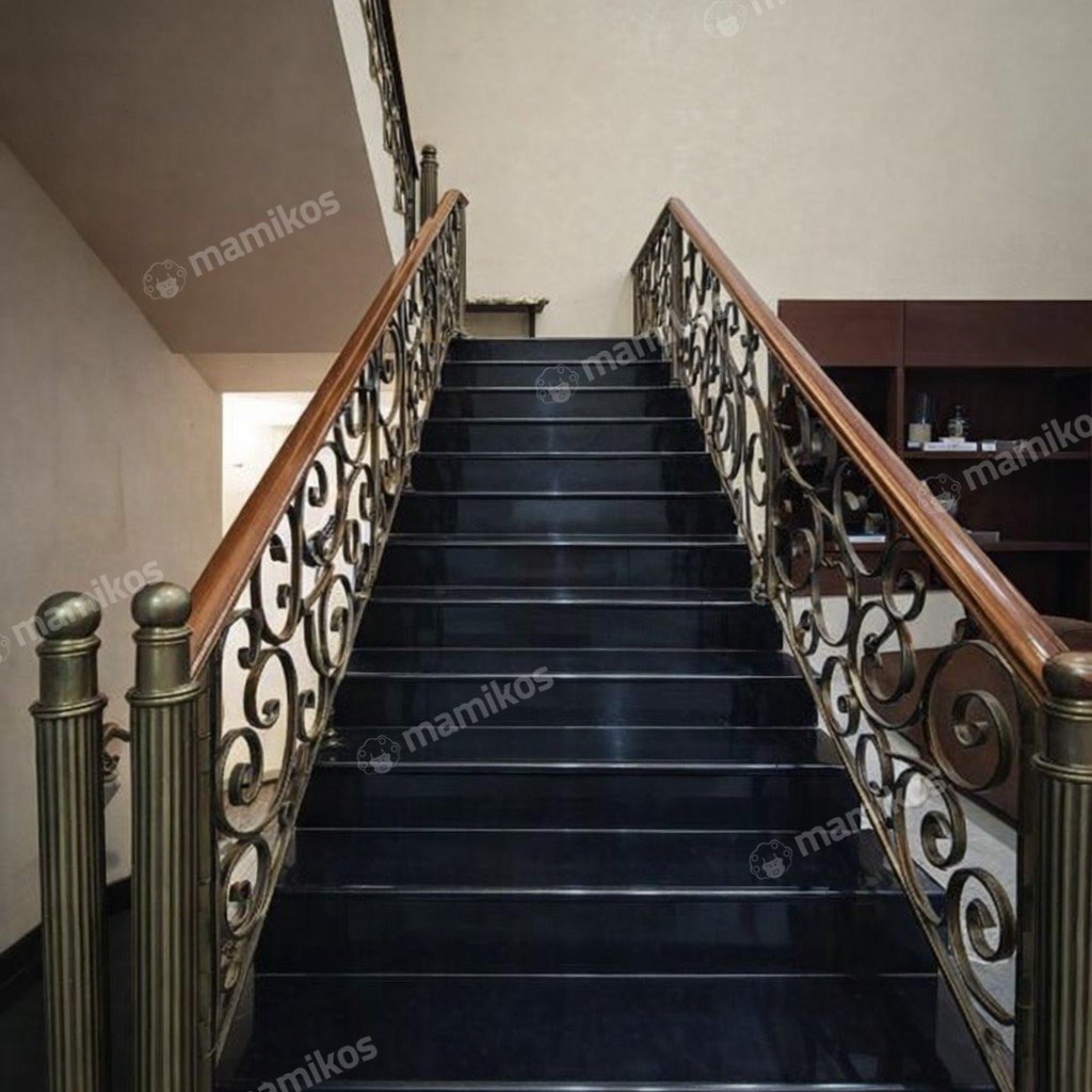 Rumah Sertifikat SHM 5 Kamar Tidur 3 Kamar Mandi Permata Buana Jakarta Barat - Photo 2