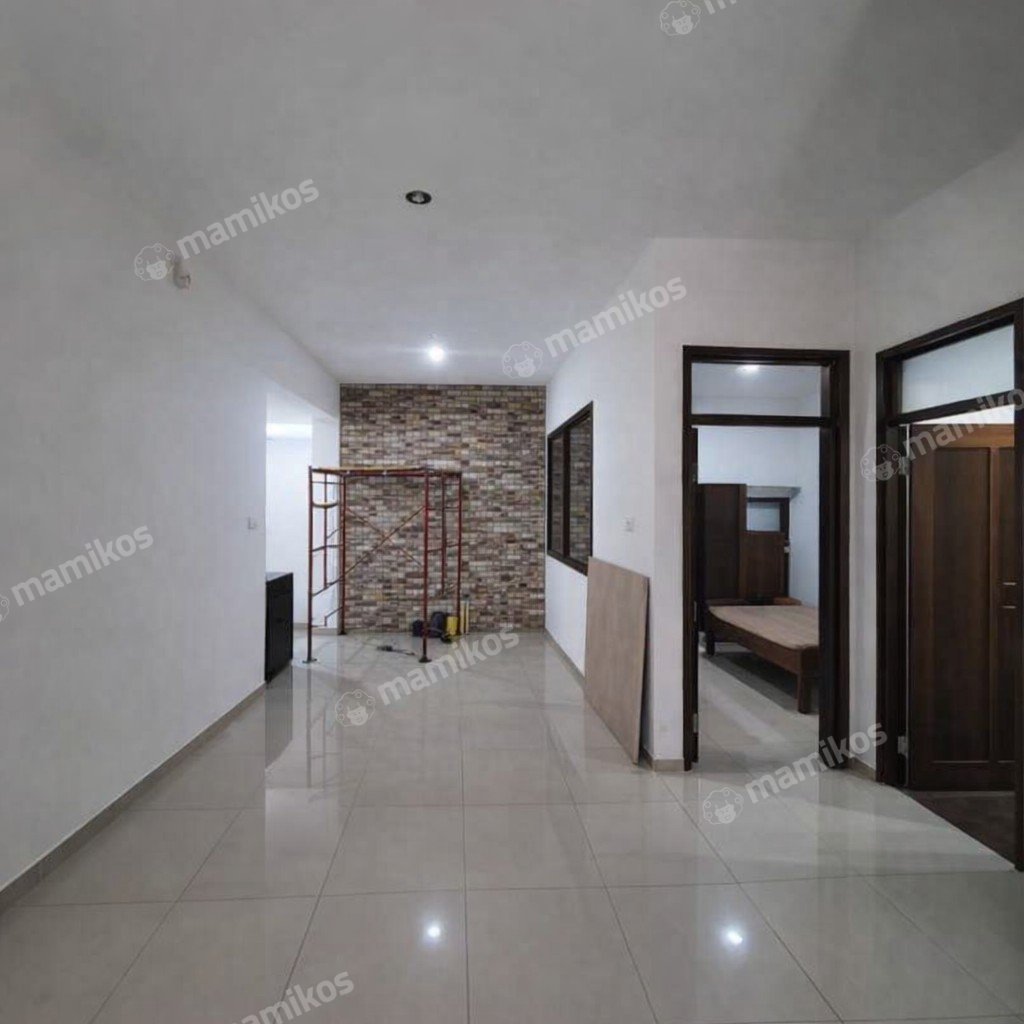 Rumah Sertifikat SHM 3 Kamar Tidur 2 Kamar Mandi Citra Garden Jakarta Barat - Photo 2