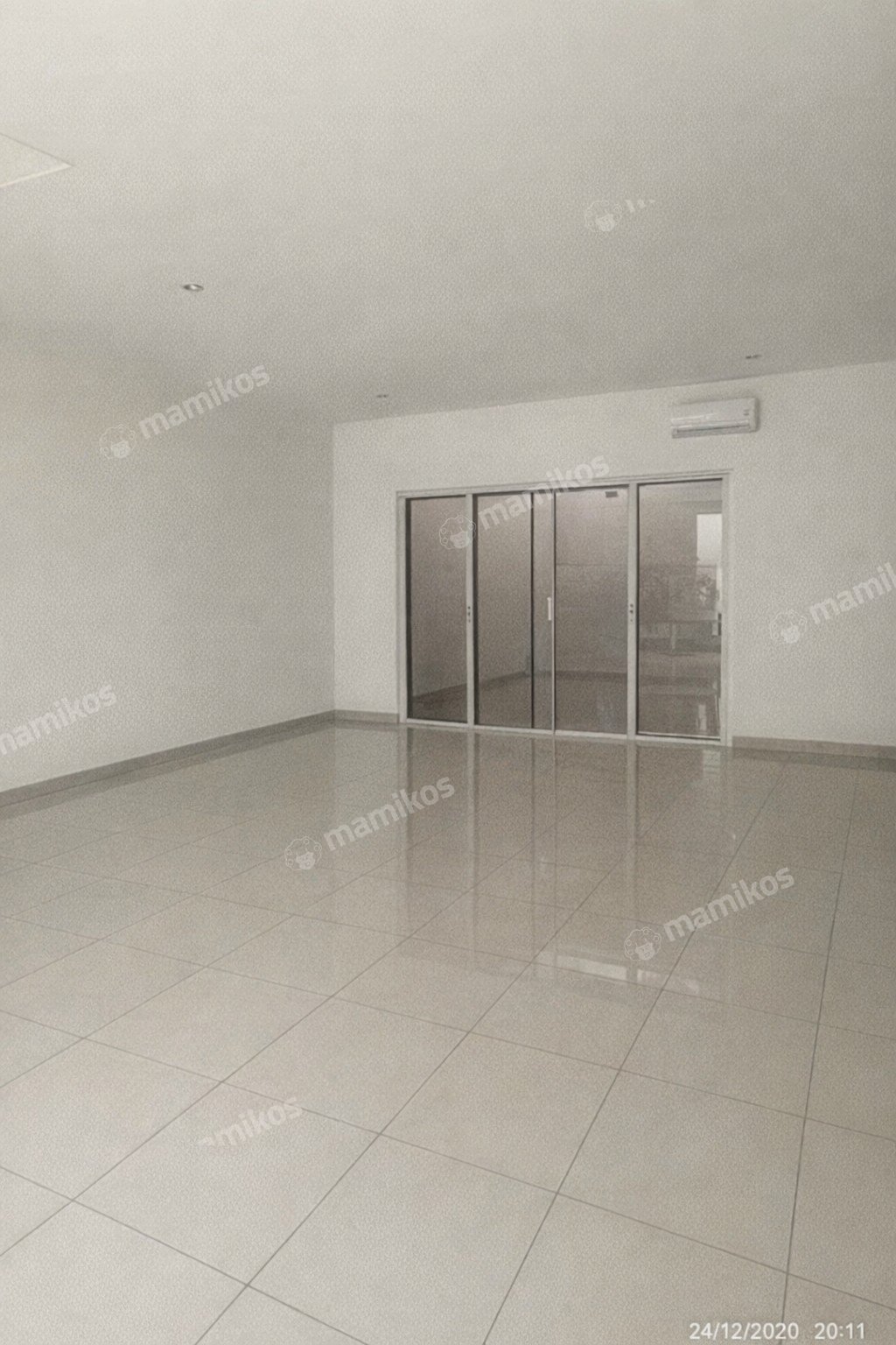 Rumah Sertifikat SHM 3 Kamar Tidur 3 Kamar Mandi Pantai Indah Kapuk 2 Jakarta Utara - Photo 2