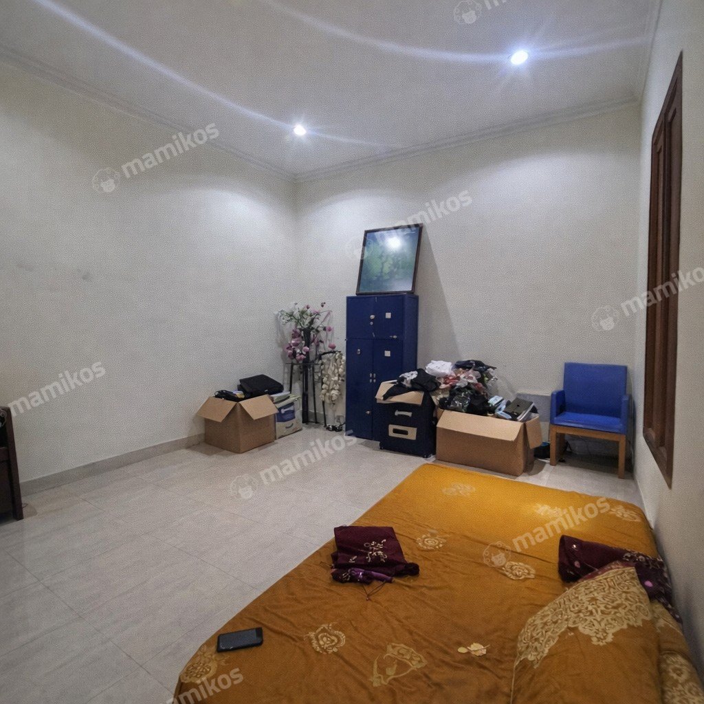 Rumah Sertifikat SHM 5 Kamar Tidur 6 Kamar Mandi Pondok Bambu Jakarta Timur - Photo 3