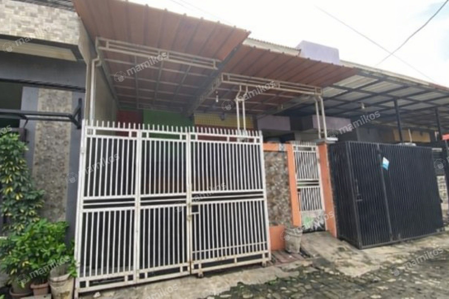 Rumah 2 Kamar Tidur 2 Kamar Mandi 2 Lantai Rorotan Jakarta Utara