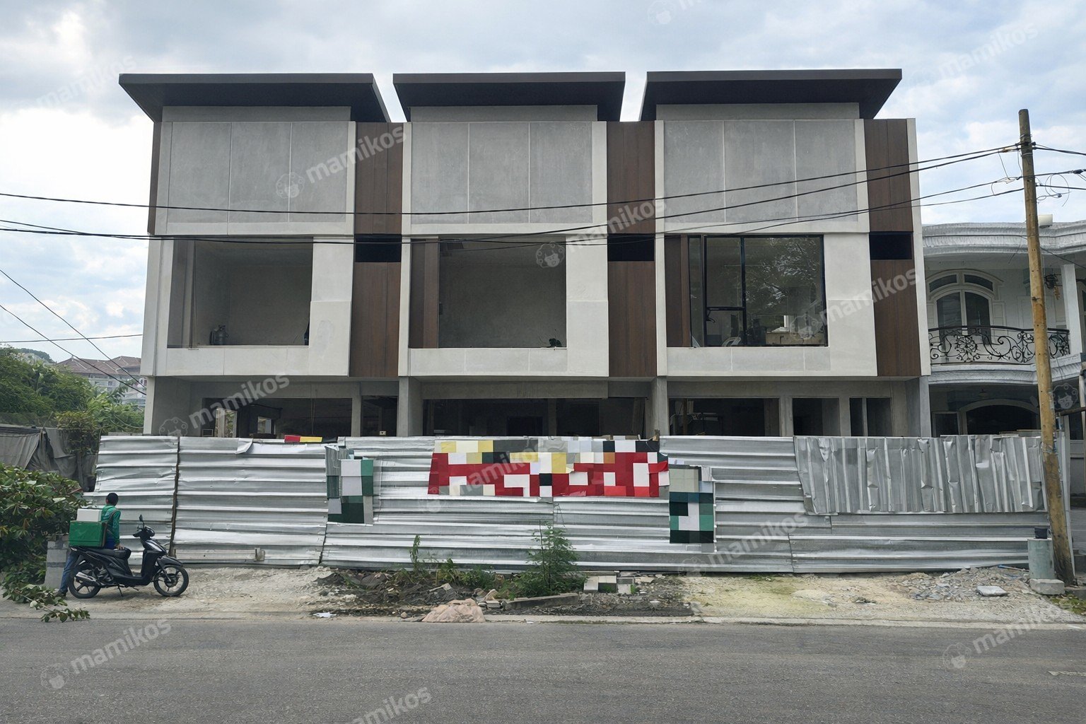 Rumah Sertifikat SHM 3 Kamar Tidur 3 Kamar Mandi Meruya Jakarta Barat