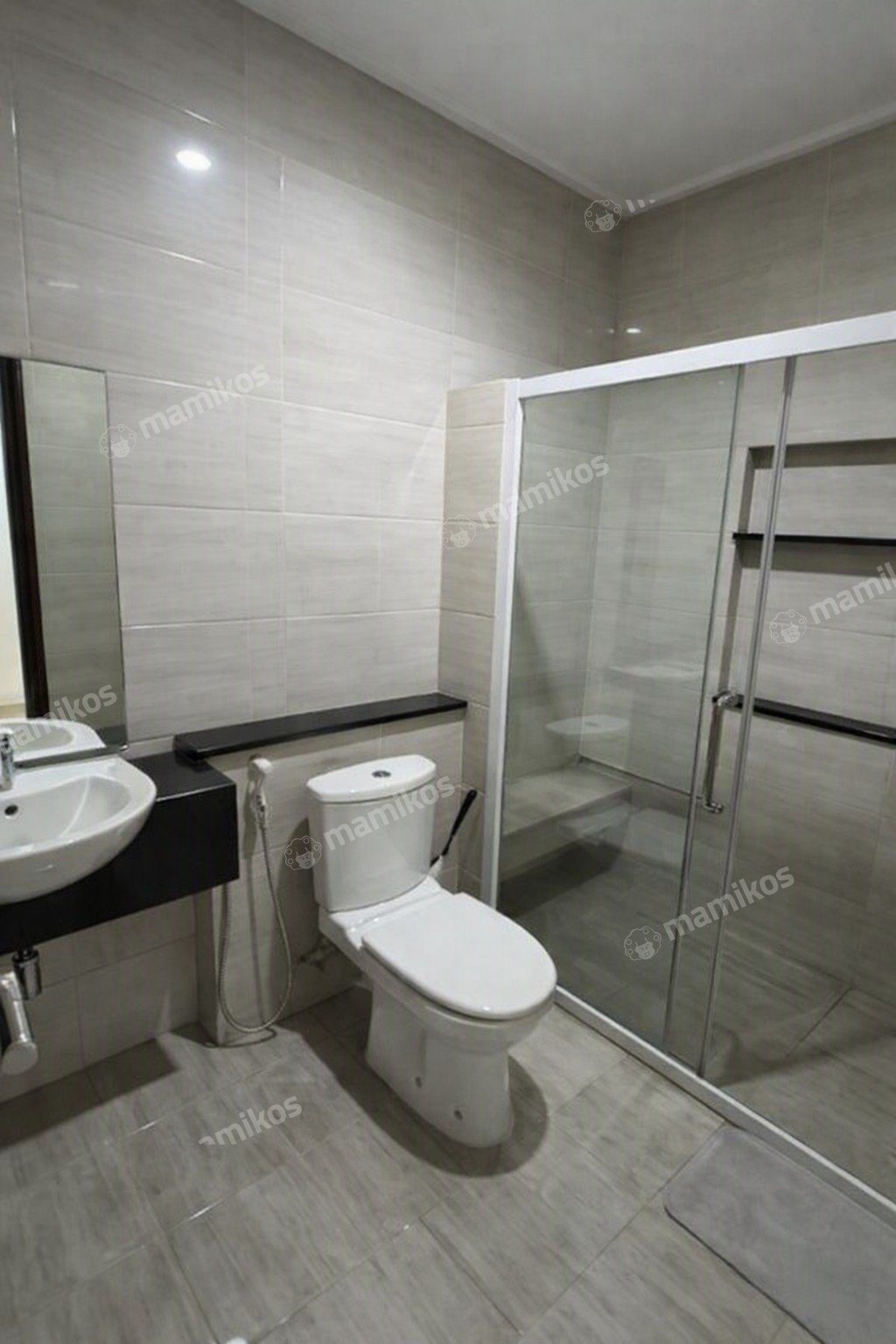 Rumah Sertifikat SHM 4 Kamar Tidur 4 Kamar Mandi Pantai Indah Kapuk Jakarta Utara - Photo 3