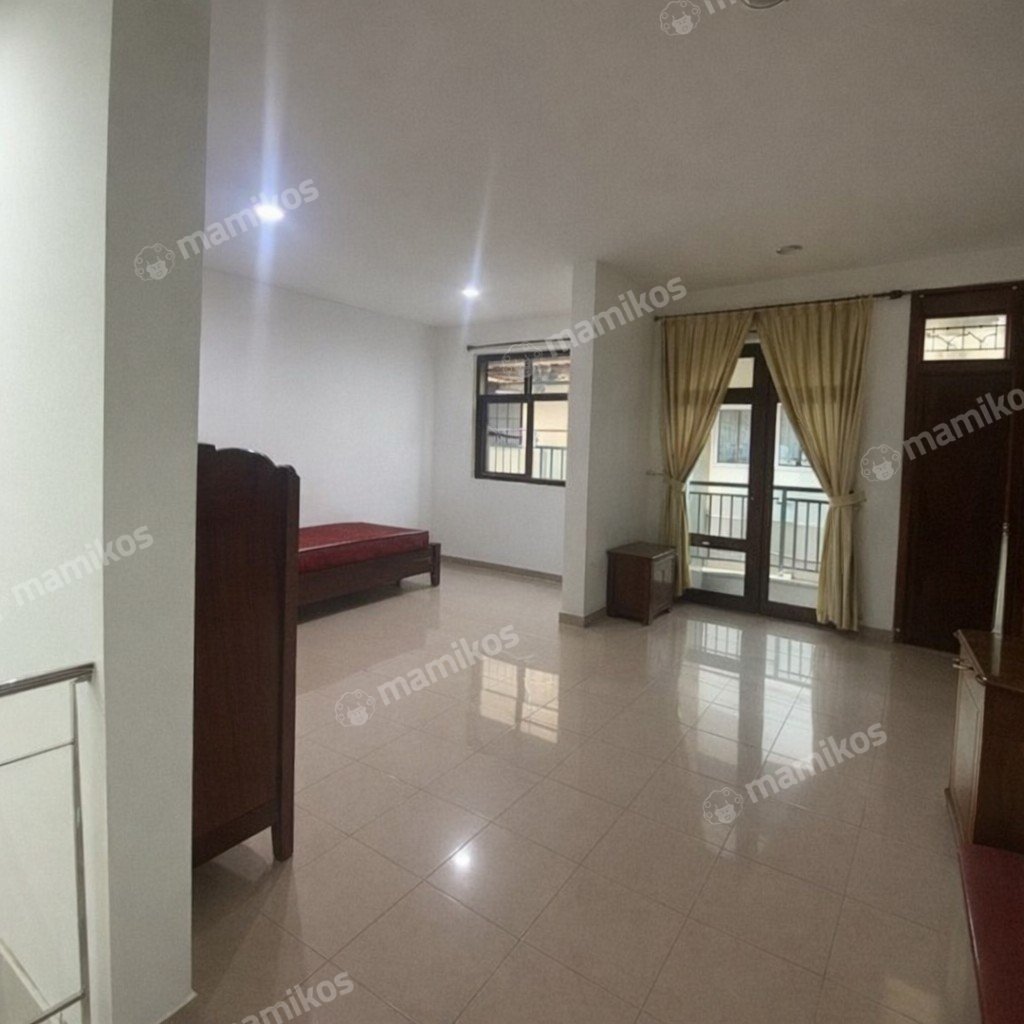 Rumah Sertifikat SHM 4 Kamar Tidur 4 Kamar Mandi Angke Jakarta Barat - Photo 5
