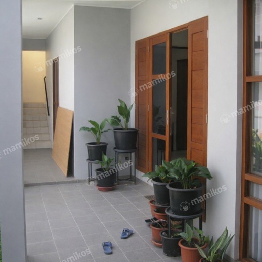 Rumah Sertifikat SHM 6 Kamar Tidur 6 Kamar Mandi Cibubur Jakarta Timur - Photo 3