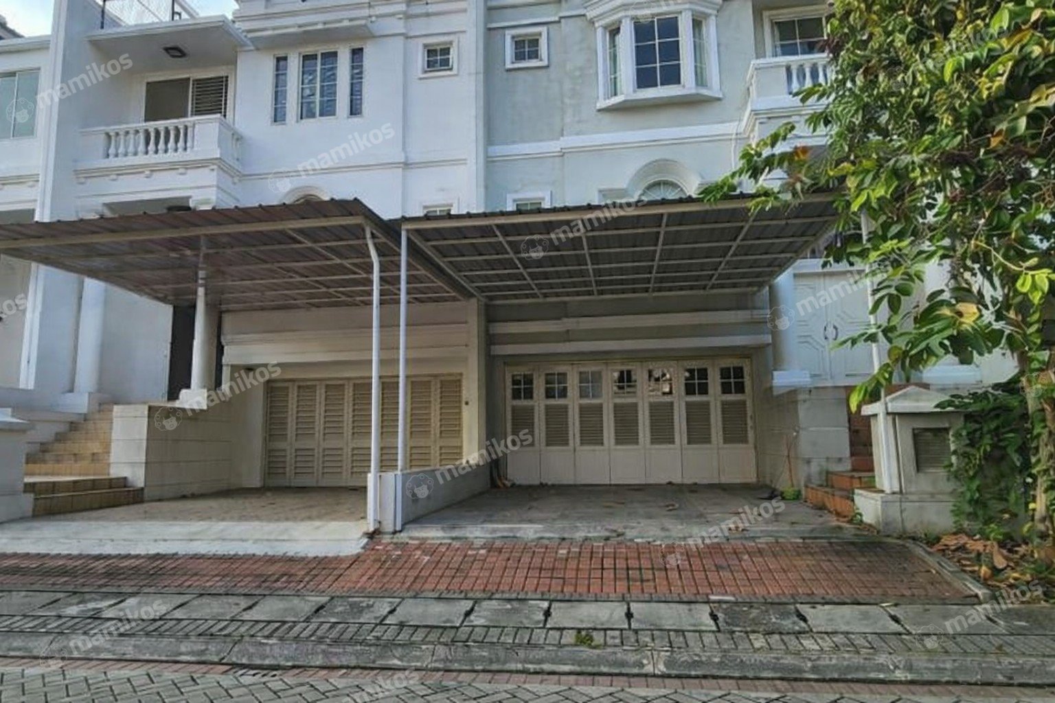 Rumah Sertifikat SHM 3 Kamar Tidur 3 Kamar Mandi Pantai Indah Kapuk Jakarta Utara