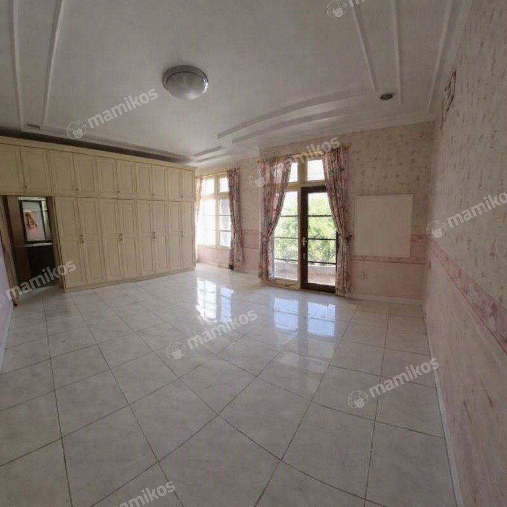 Rumah Sertifikat SHM 6 Kamar Tidur 5 Kamar Mandi Pantai Indah Kapuk Jakarta Utara - Photo 4