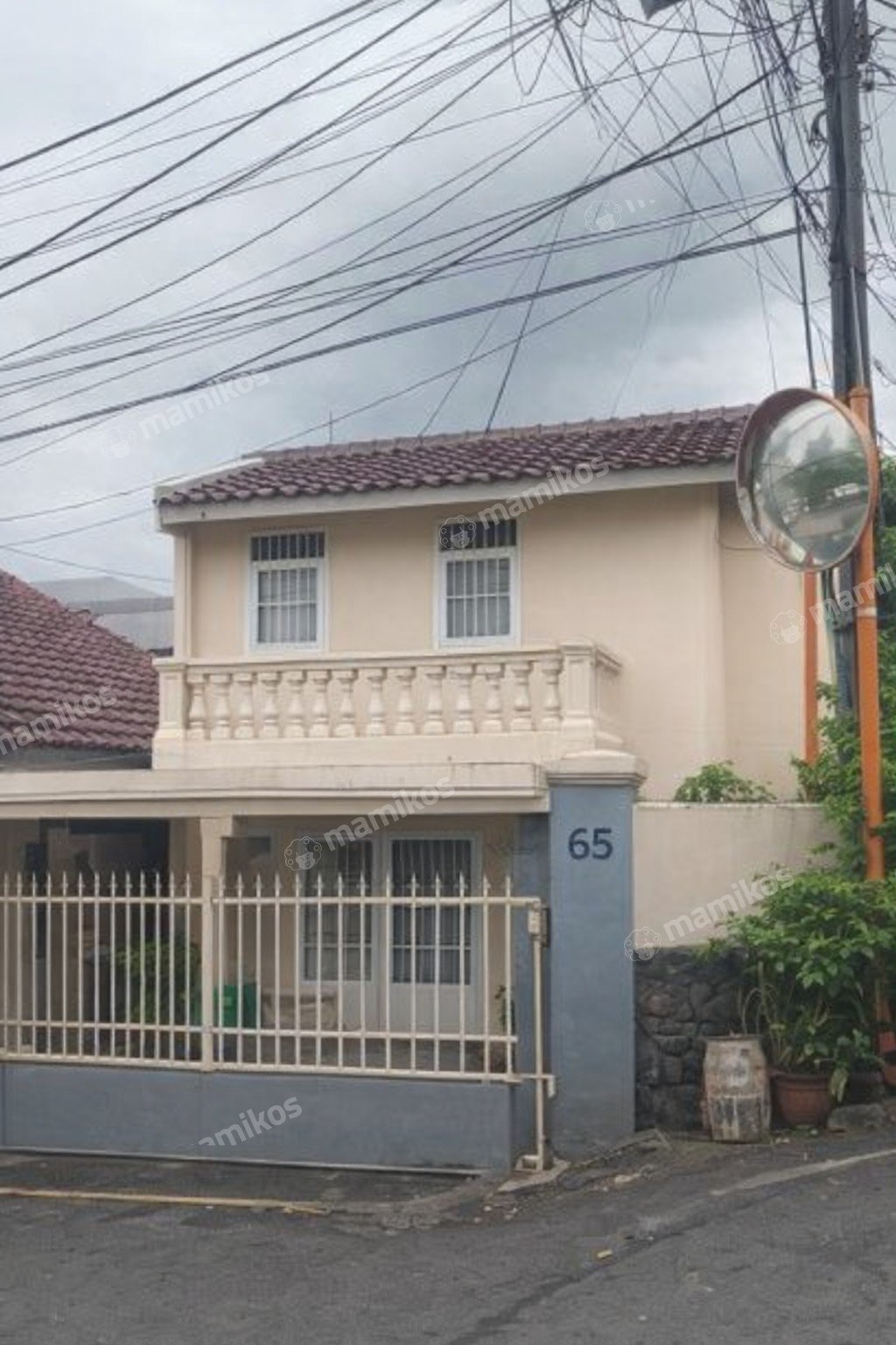 Rumah Sertifikat SHM 3 Kamar Tidur 2 Kamar Mandi Jatiwaringin Jakarta Timur - Photo 2