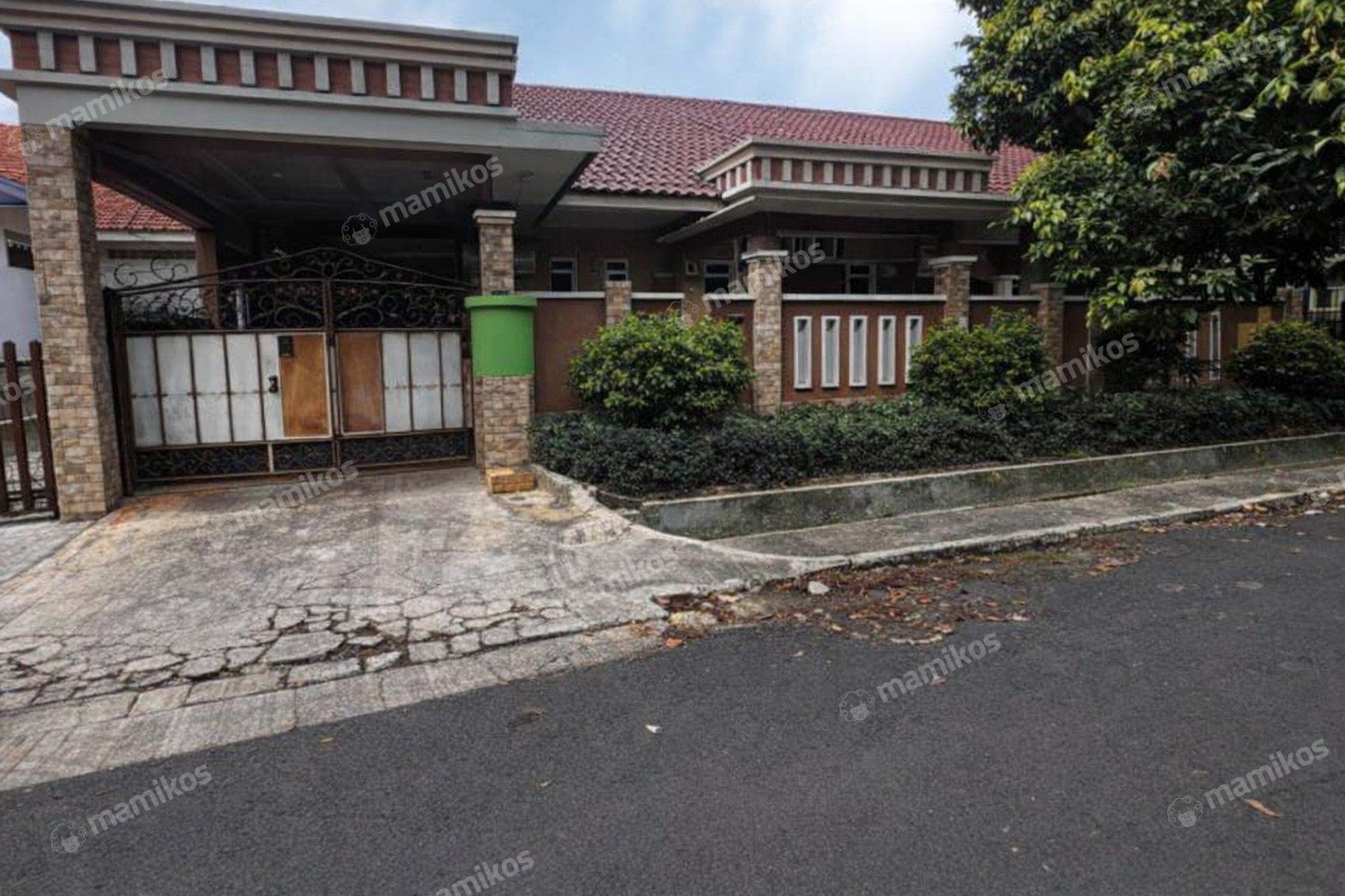 Rumah Sertifikat SHM 3 Kamar Tidur 2 Kamar Mandi Pondok Kelapa Jakarta Timur