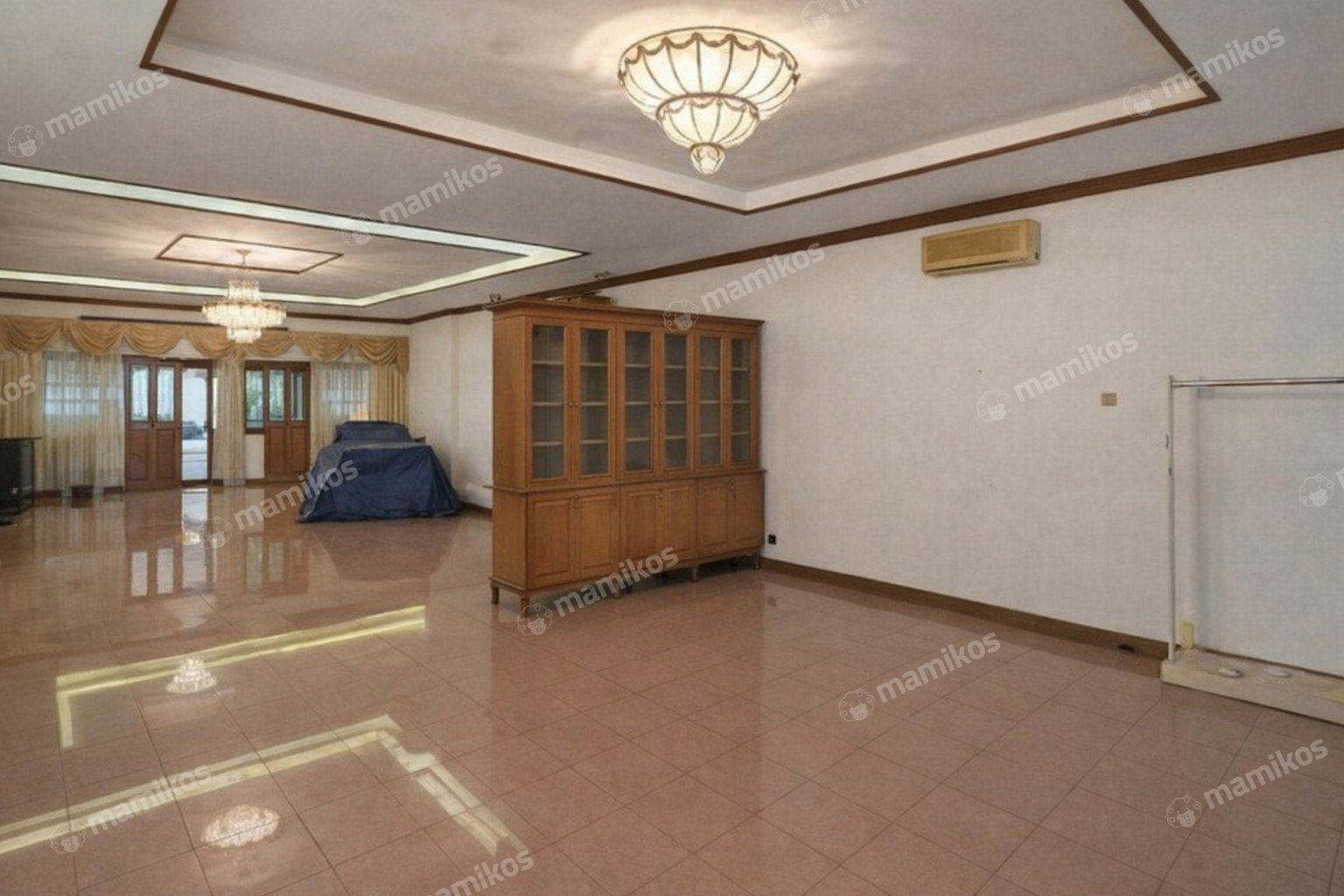 Rumah Sertifikat SHM 5 Kamar Tidur 5 Kamar Mandi Kemang Jakarta Selatan
