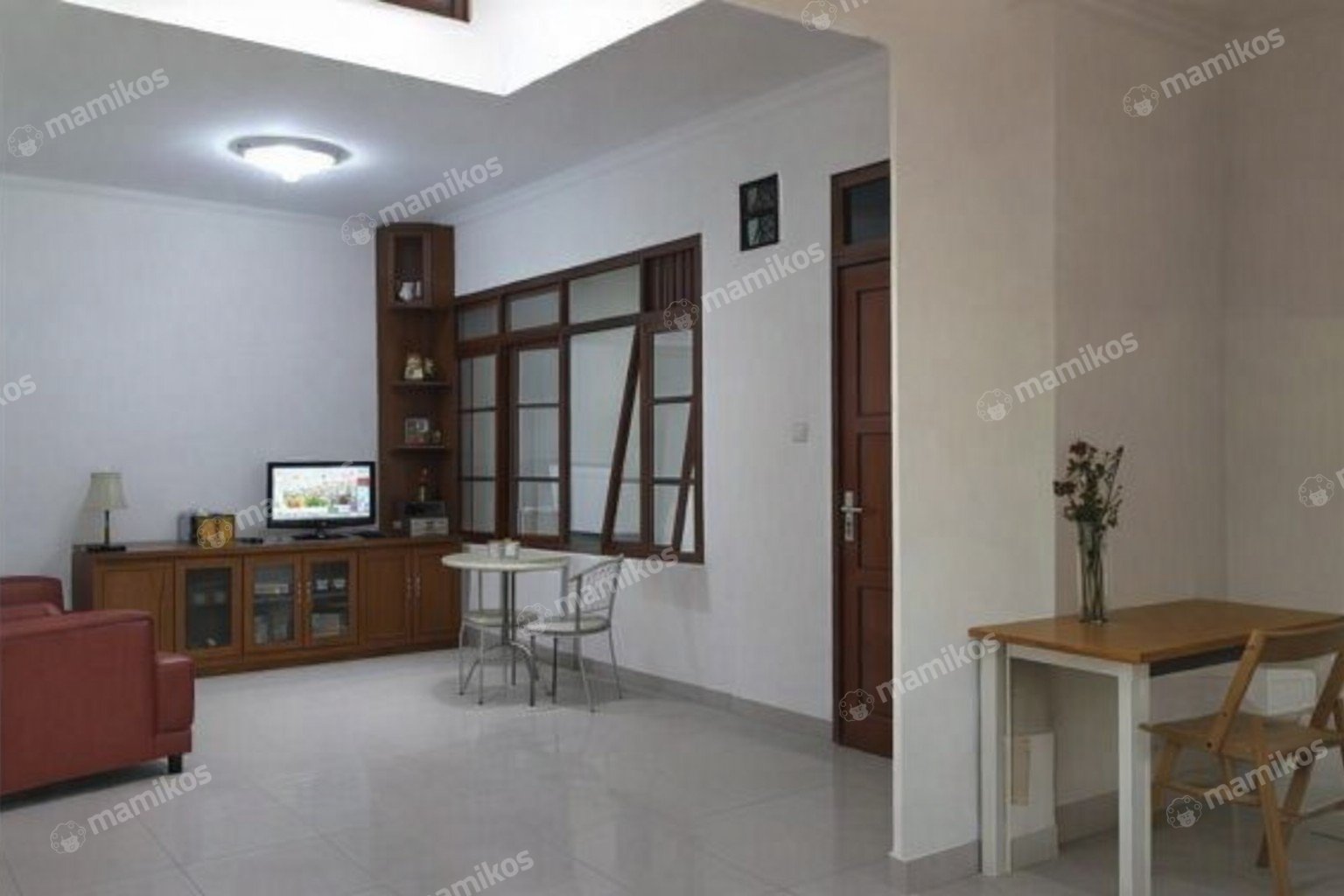 Rumah Sertifikat SHM 5 Kamar Tidur 4 Kamar Mandi Semanan Jakarta Barat - Photo 2