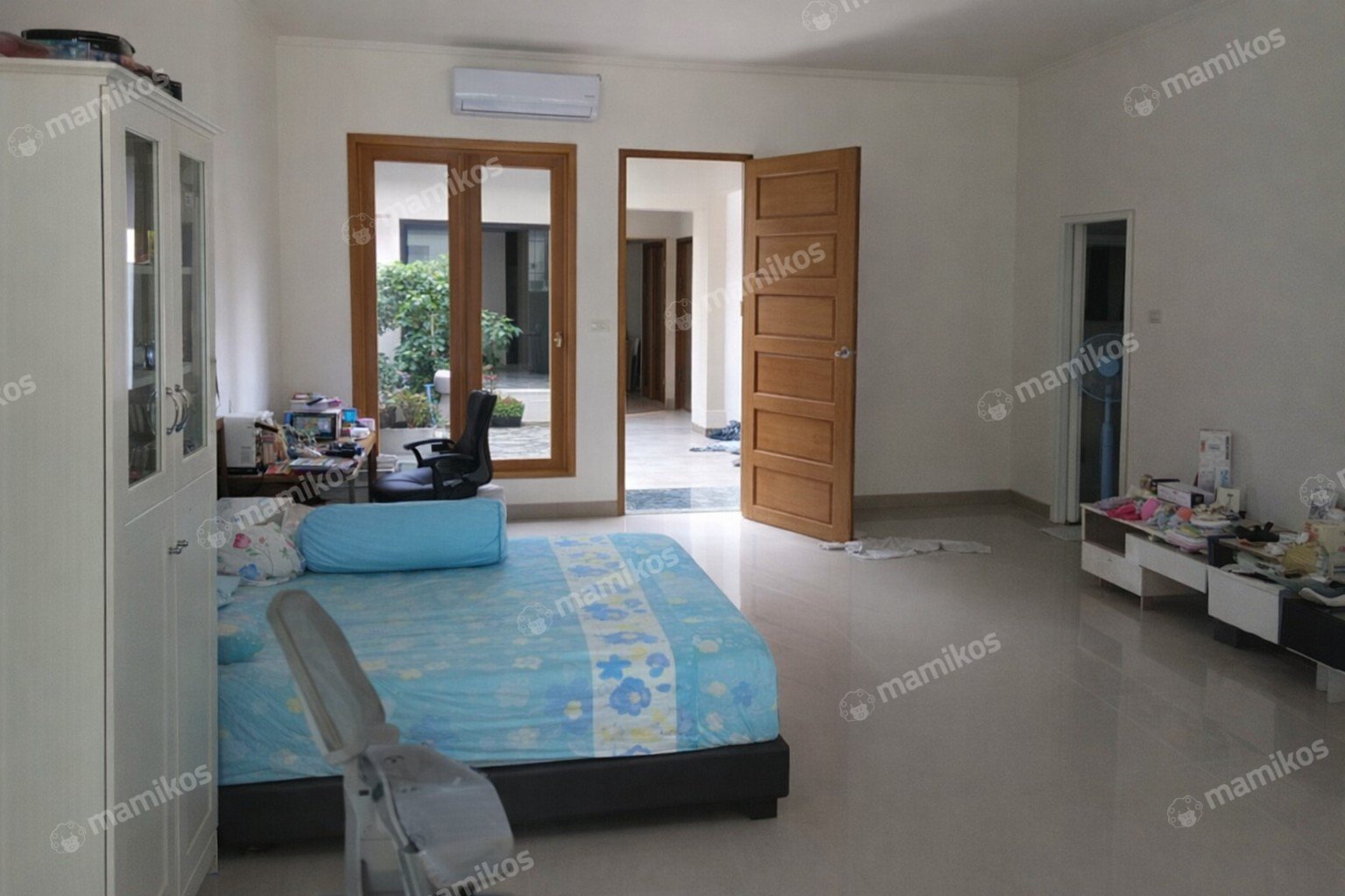Rumah Sertifikat SHM 5 Kamar Tidur 4 Kamar Mandi Semanan Jakarta Barat - Photo 3