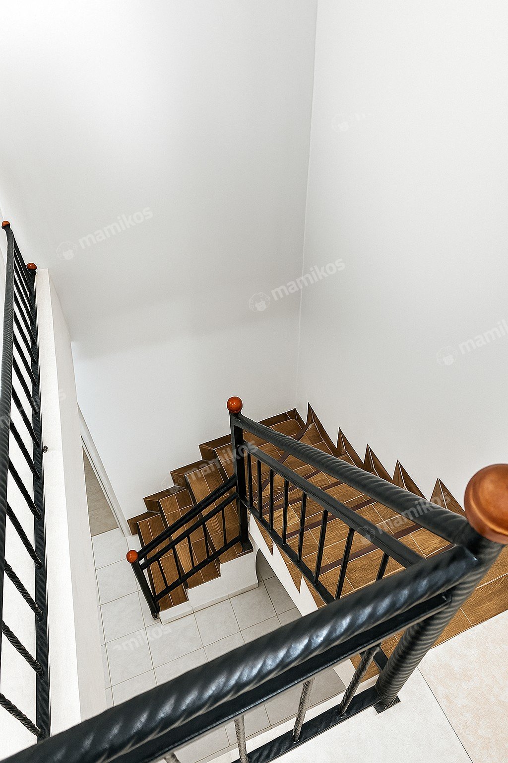 Rumah Sertifikat SHM 4 Kamar Tidur 2 Kamar Mandi Kelapa Gading Jakarta Utara - Photo 4