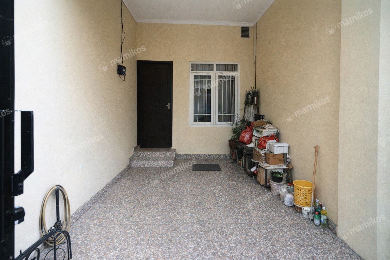 Rumah Sertifikat SHM 4 Kamar Tidur 3 Kamar Mandi Tanjung Duren Jakarta Barat - Photo 2