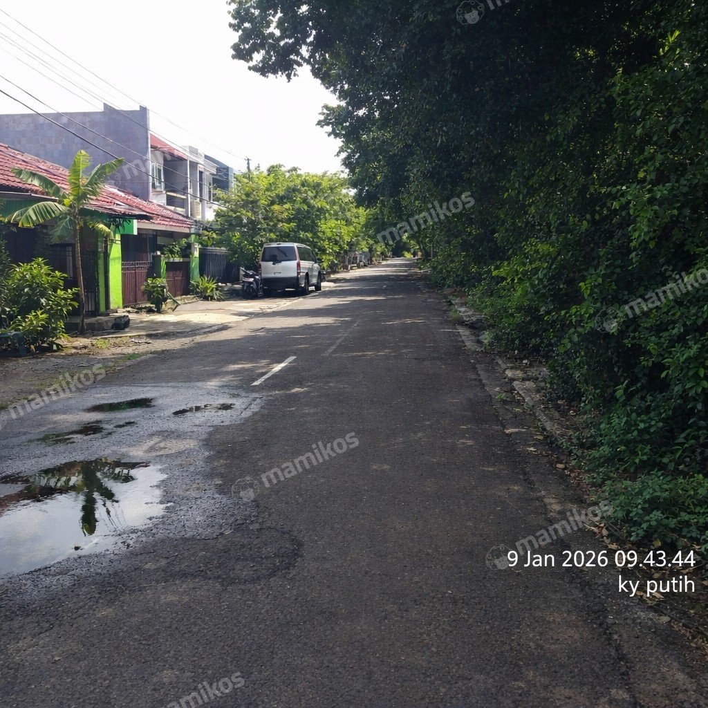 Rumah 4 Kamar Tidur 3 Kamar Mandi 2 Lantai Kayu Putih Jakarta Timur - Photo 4