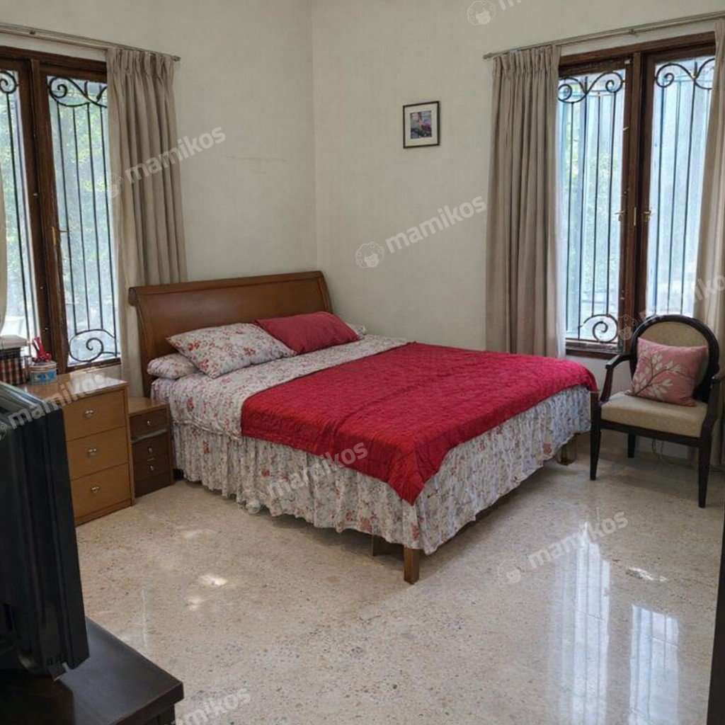 Rumah Sertifikat SHM 3 Kamar Tidur 3 Kamar Mandi Kalideres Jakarta Barat - Photo 4