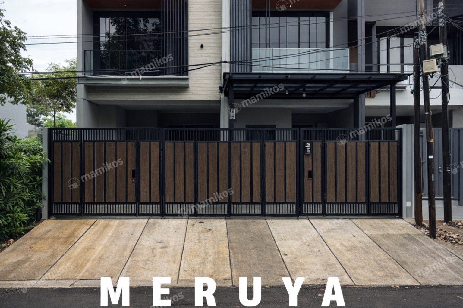 Rumah Sertifikat SHM 4 Kamar Tidur 4 Kamar Mandi Meruya Jakarta Barat