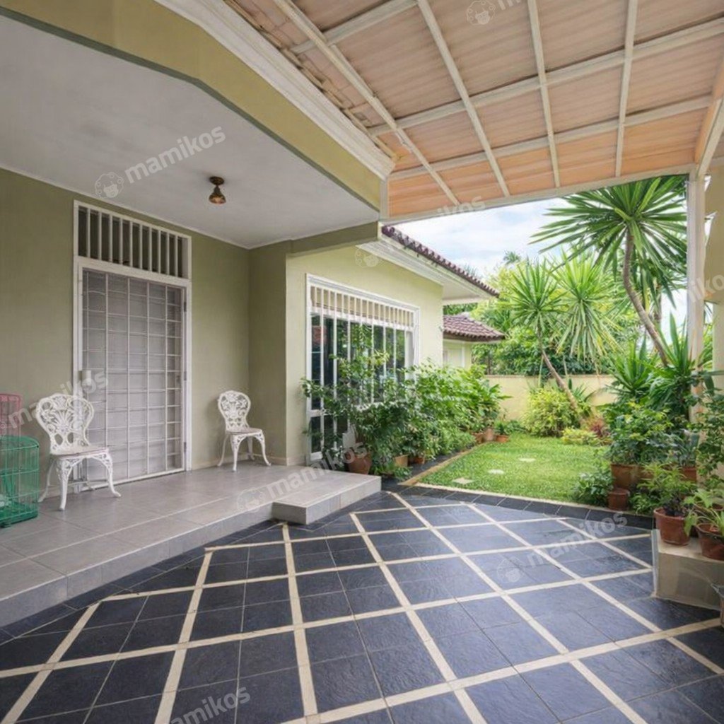 Rumah Sertifikat SHM 4 Kamar Tidur 3 Kamar Mandi Kebon Jeruk Jakarta Barat - Photo 2