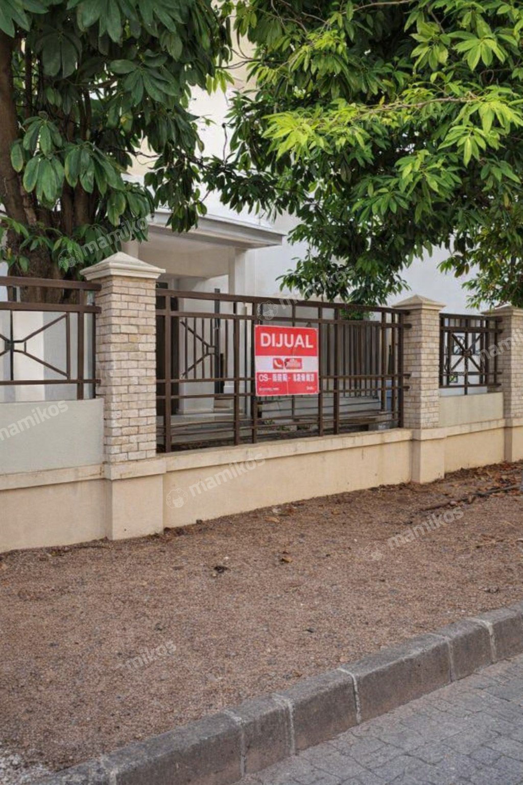 Rumah Sertifikat SHM 4 Kamar Tidur 4 Kamar Mandi Joglo Jakarta Barat - Photo 3