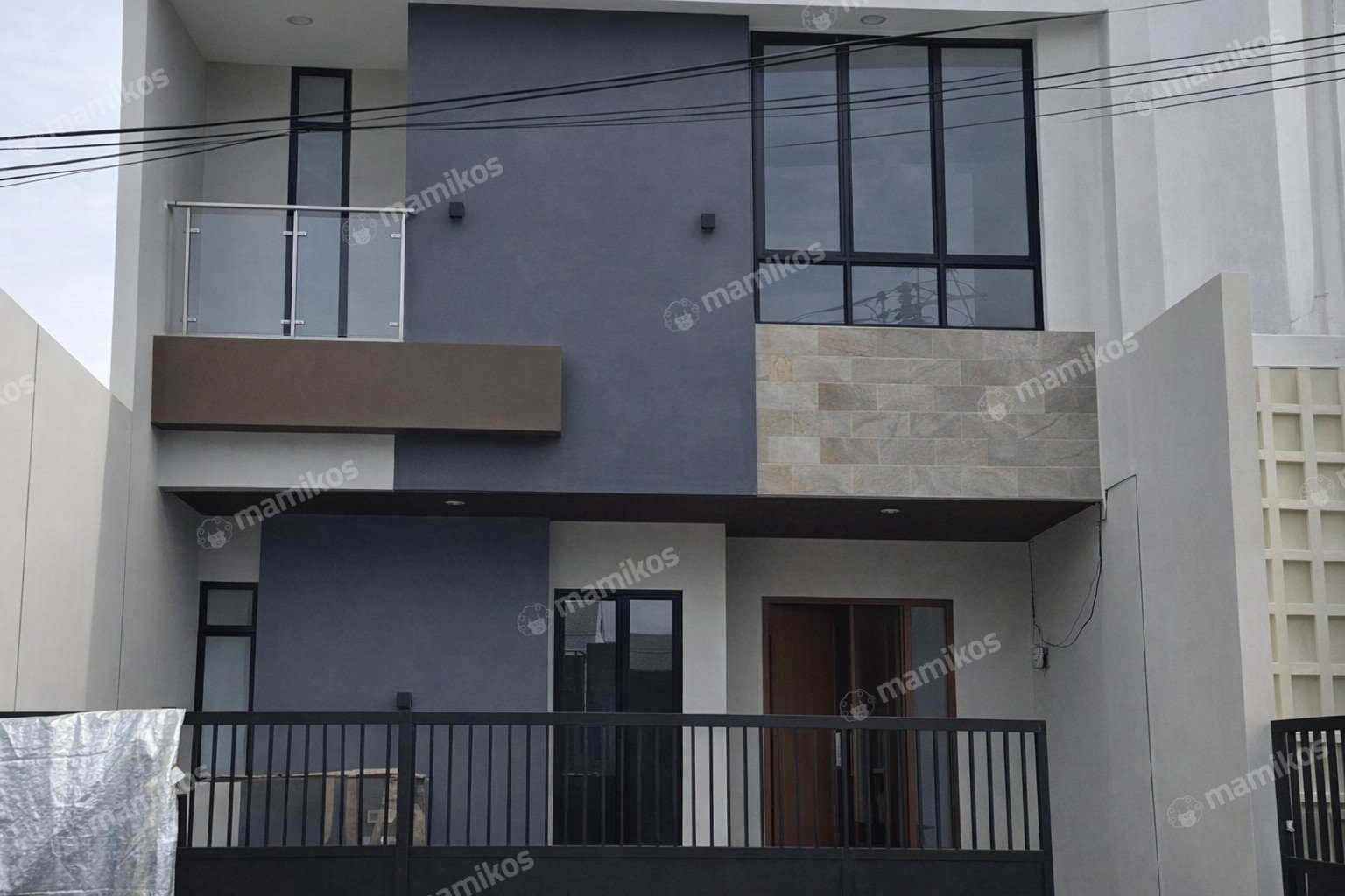 Rumah Sertifikat SHM 3 Kamar Tidur 4 Kamar Mandi Kav DKI Jakarta Barat