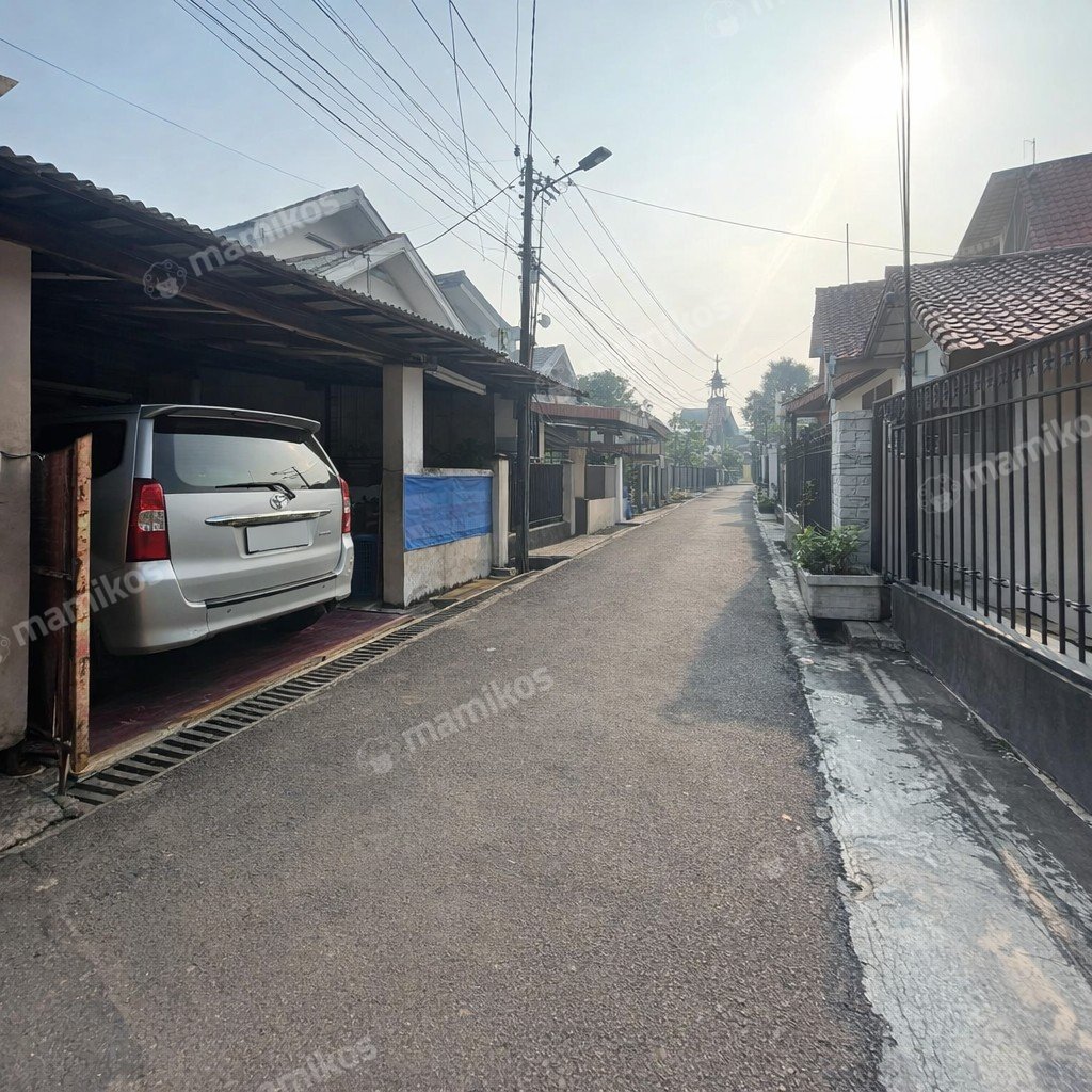 Rumah Sertifikat SHM 2 Kamar Tidur 1 Kamar Mandi Tebet Jakarta Selatan - Photo 2