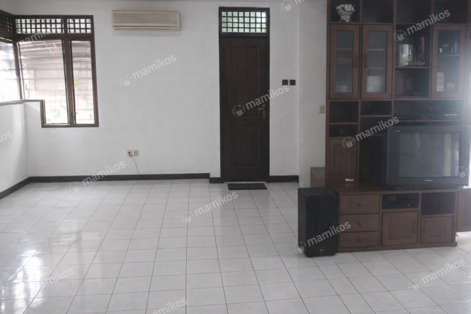 Rumah Sertifikat SHM 3 Kamar Tidur 3 Kamar Mandi Jati Padang Jakarta Selatan - Photo 4