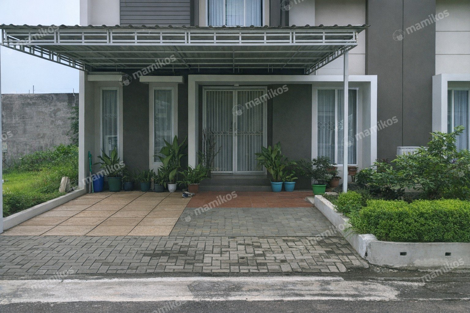 Rumah Sertifikat SHM 4 Kamar Tidur 4 Kamar Mandi Cibubur Jakarta Timur