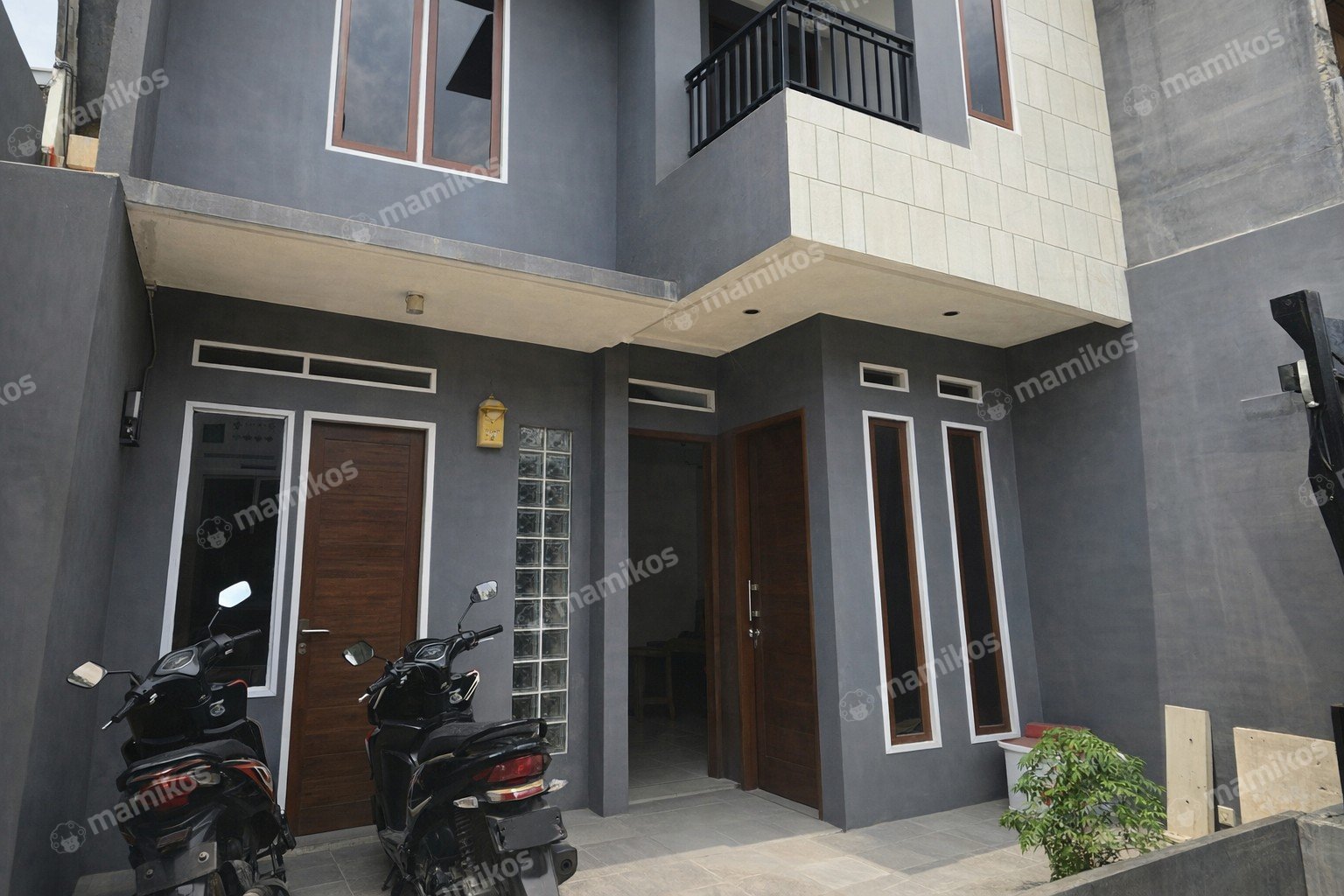 Rumah Sertifikat SHM 3 Kamar Tidur 2 Kamar Mandi Cilandak Jakarta Selatan