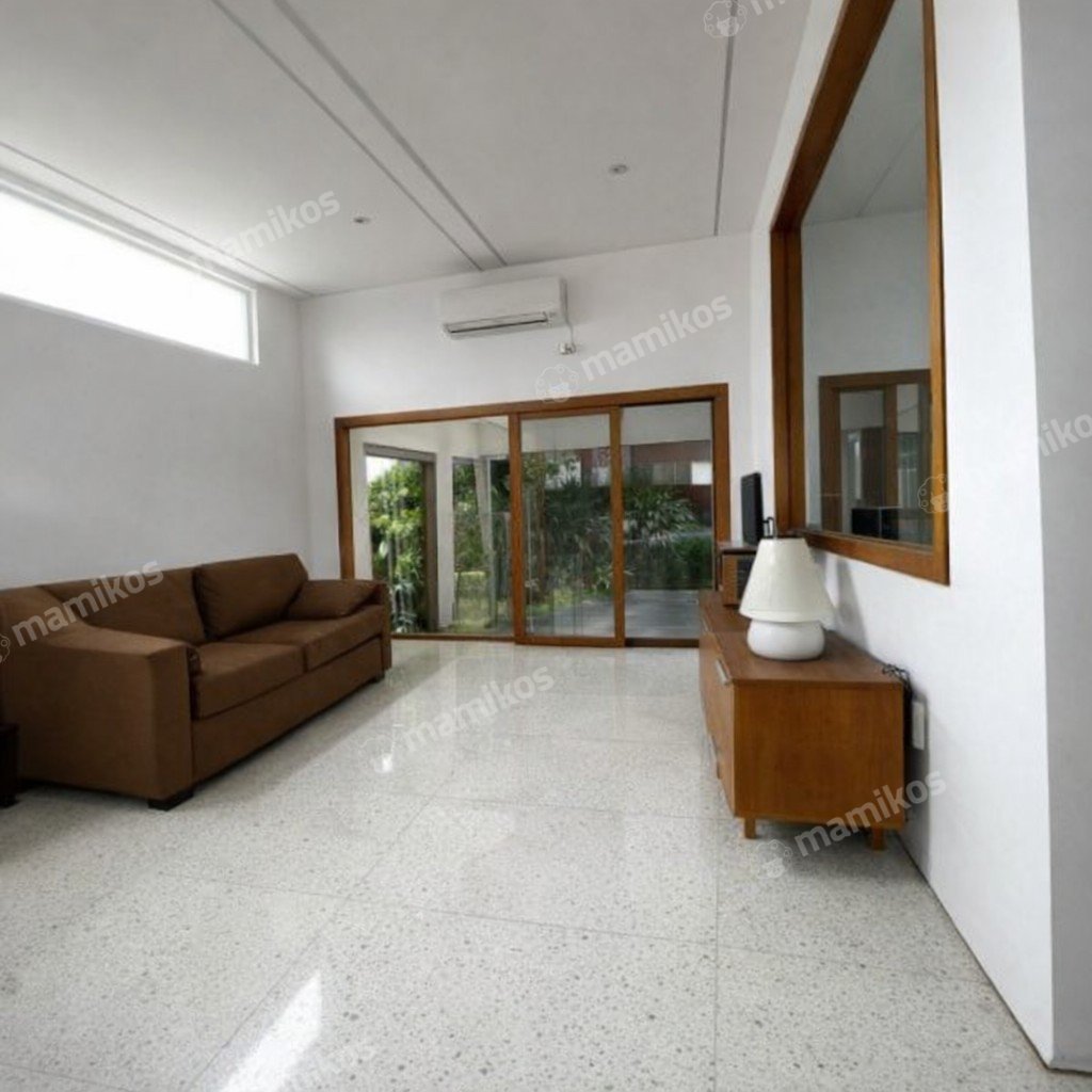 Rumah Sertifikat SHM 4 Kamar Tidur 3 Kamar Mandi Pulomas Jakarta Timur - Photo 4