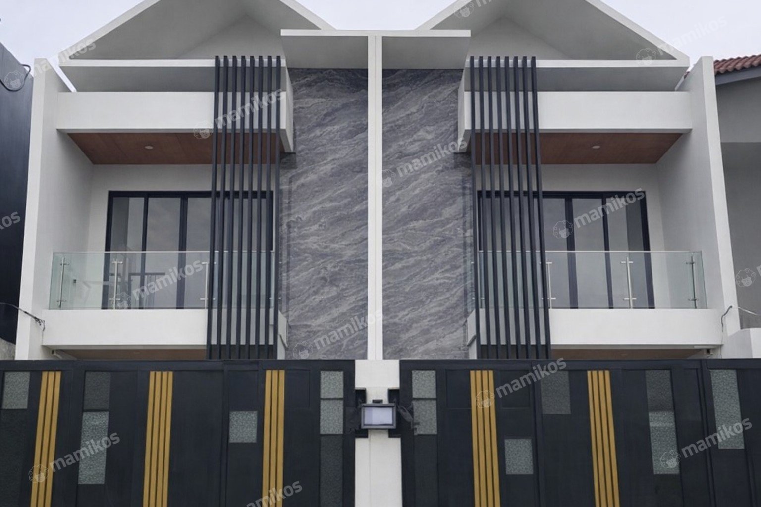 Rumah Sertifikat SHM 4 Kamar Tidur 3 Kamar Mandi Meruya Jakarta Barat