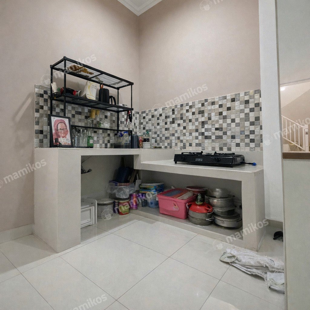 Rumah Sertifikat SHM 3 Kamar Tidur 5 Kamar Mandi Green Ville Jakarta Barat - Photo 5