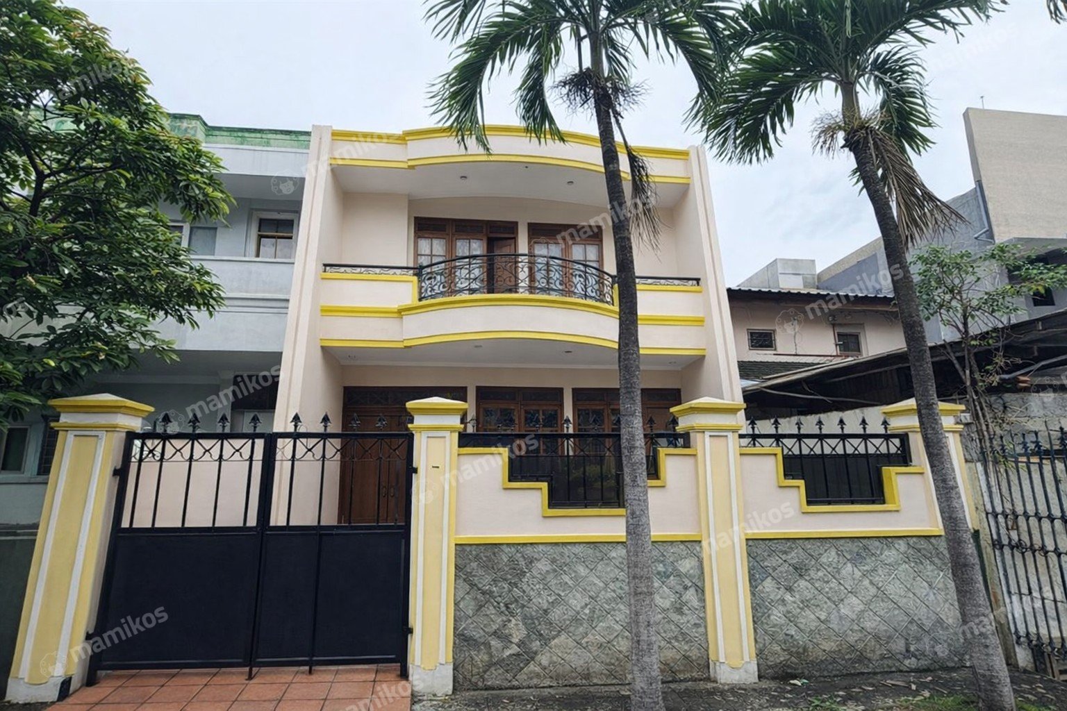 Rumah Sertifikat SHM 3 Kamar Tidur 3 Kamar Mandi Pulomas Jakarta Timur