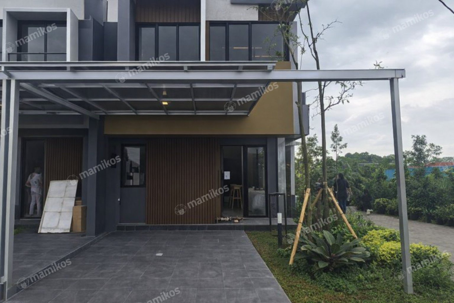 Rumah Sertifikat SHM 3 Kamar Tidur 3 Kamar Mandi Mangga Dua Jakarta Barat