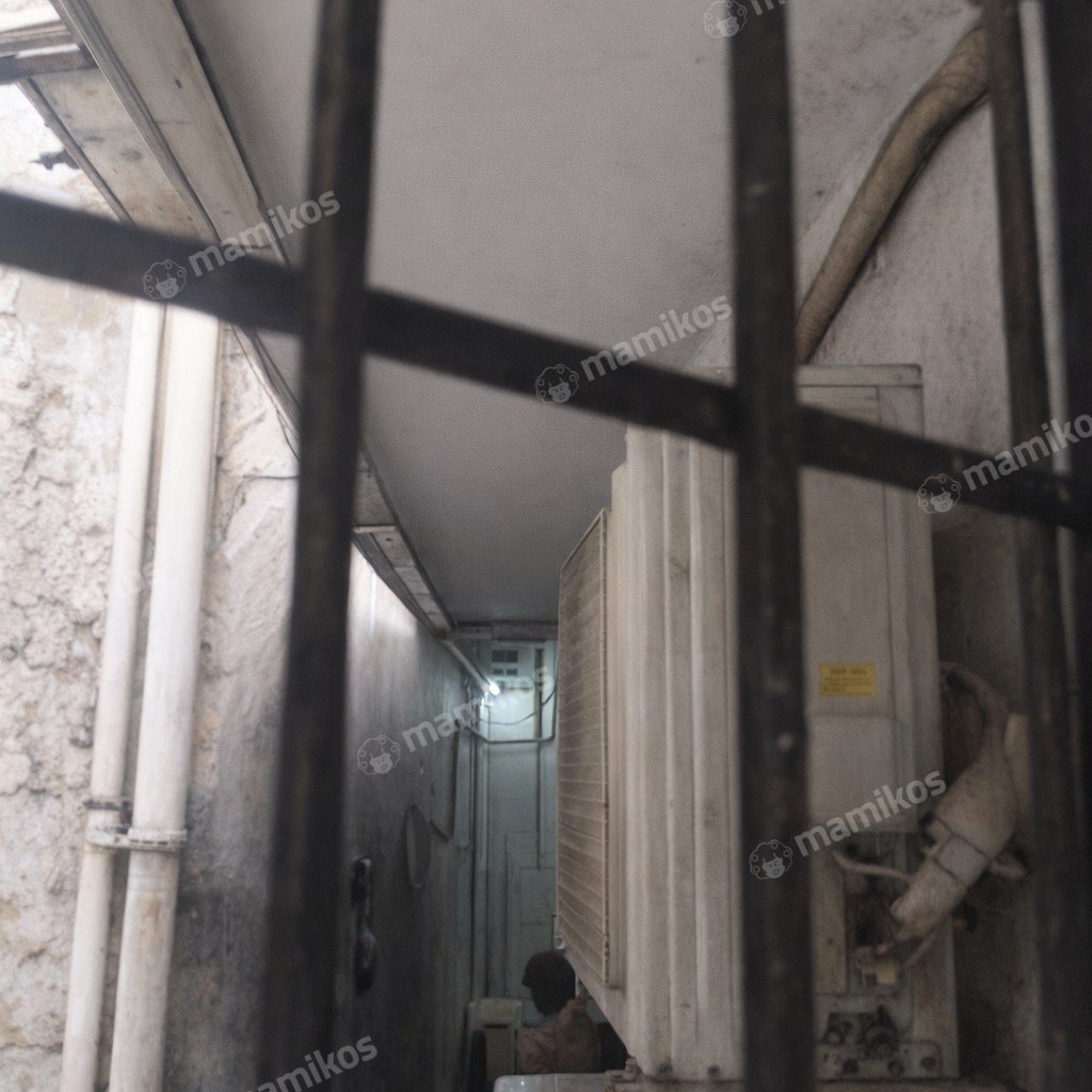 Rumah Sertifikat SHM 3 Kamar Tidur 1 Kamar Mandi S Parman Jakarta Barat - Photo 3
