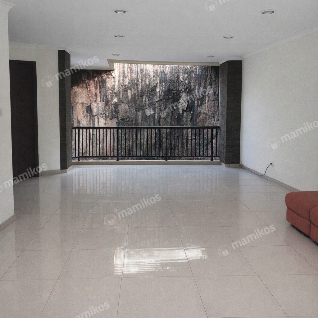 Rumah Sertifikat SHM 6 Kamar Tidur 4 Kamar Mandi Duren Sawit Jakarta Timur - Photo 4