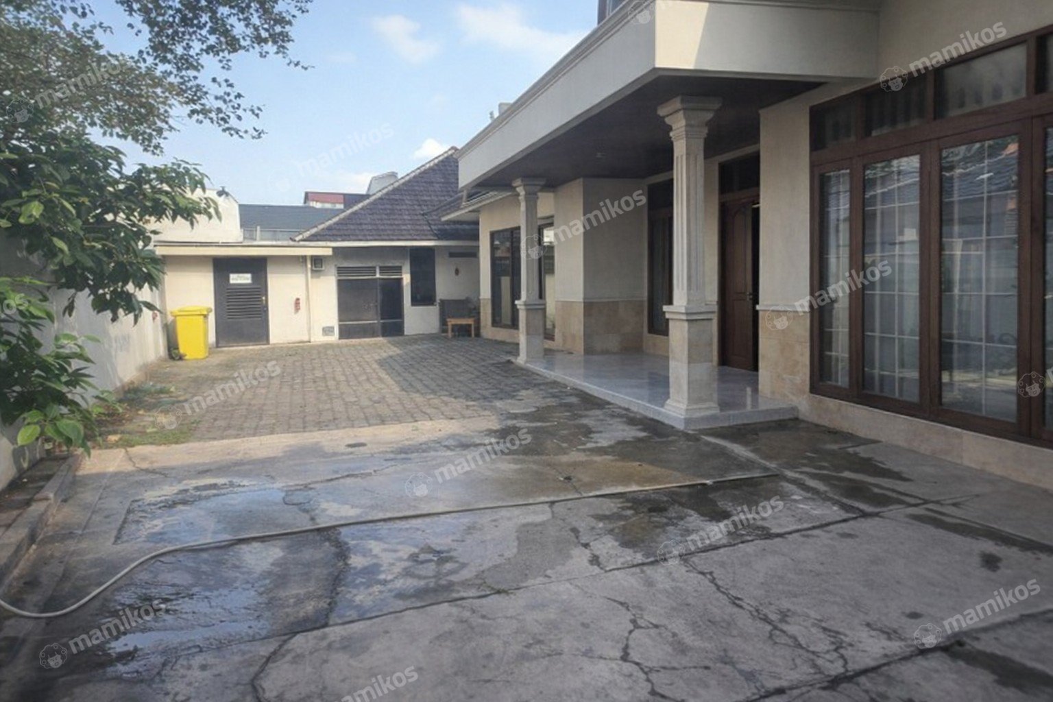 Rumah Sertifikat SHM 4 Kamar Tidur 3 Kamar Mandi Cipete Jakarta Selatan