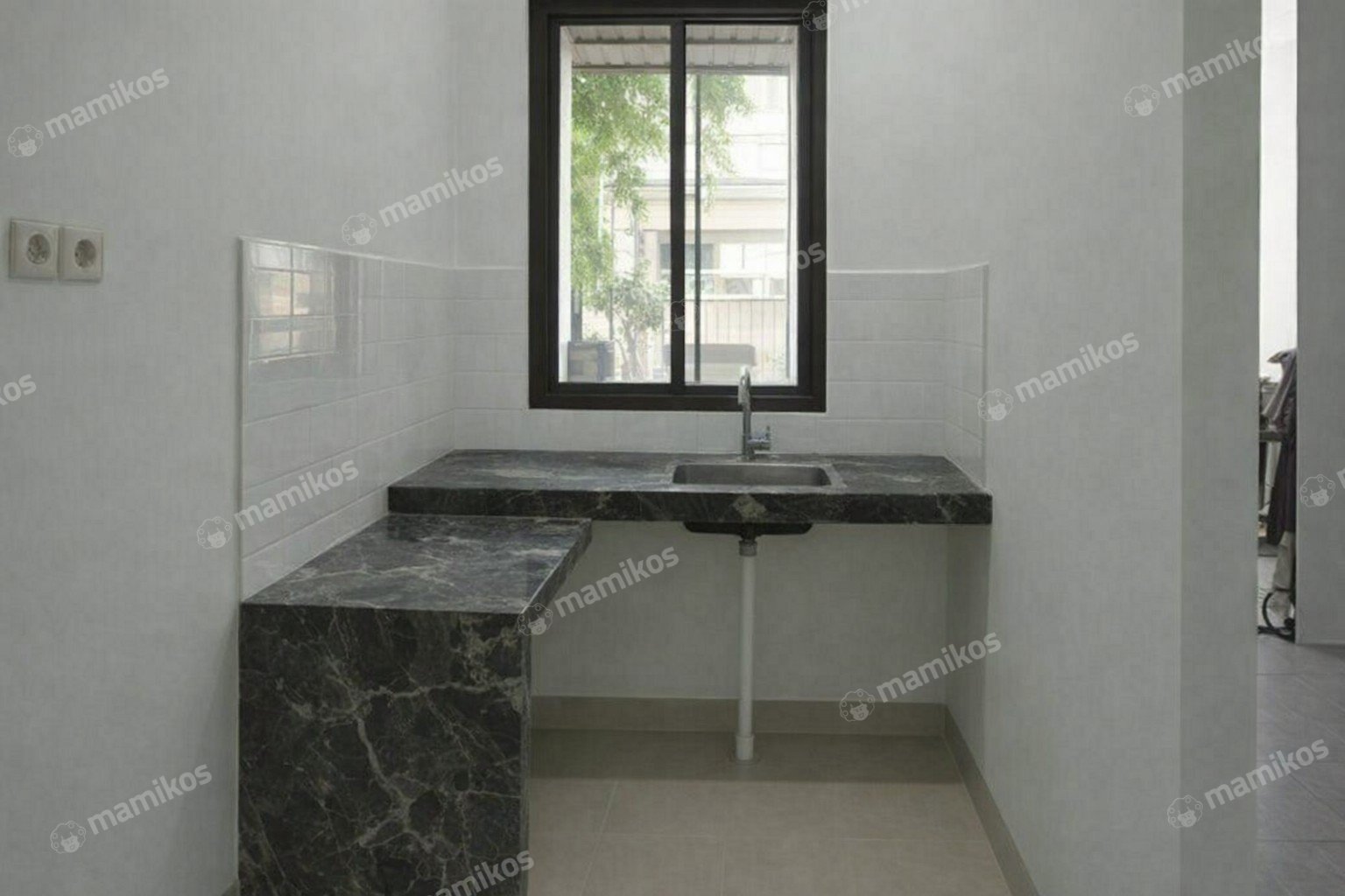 Rumah 3 Kamar Tidur 2 Kamar Mandi 2 Lantai Kayu Putih Jakarta Timur - Photo 5