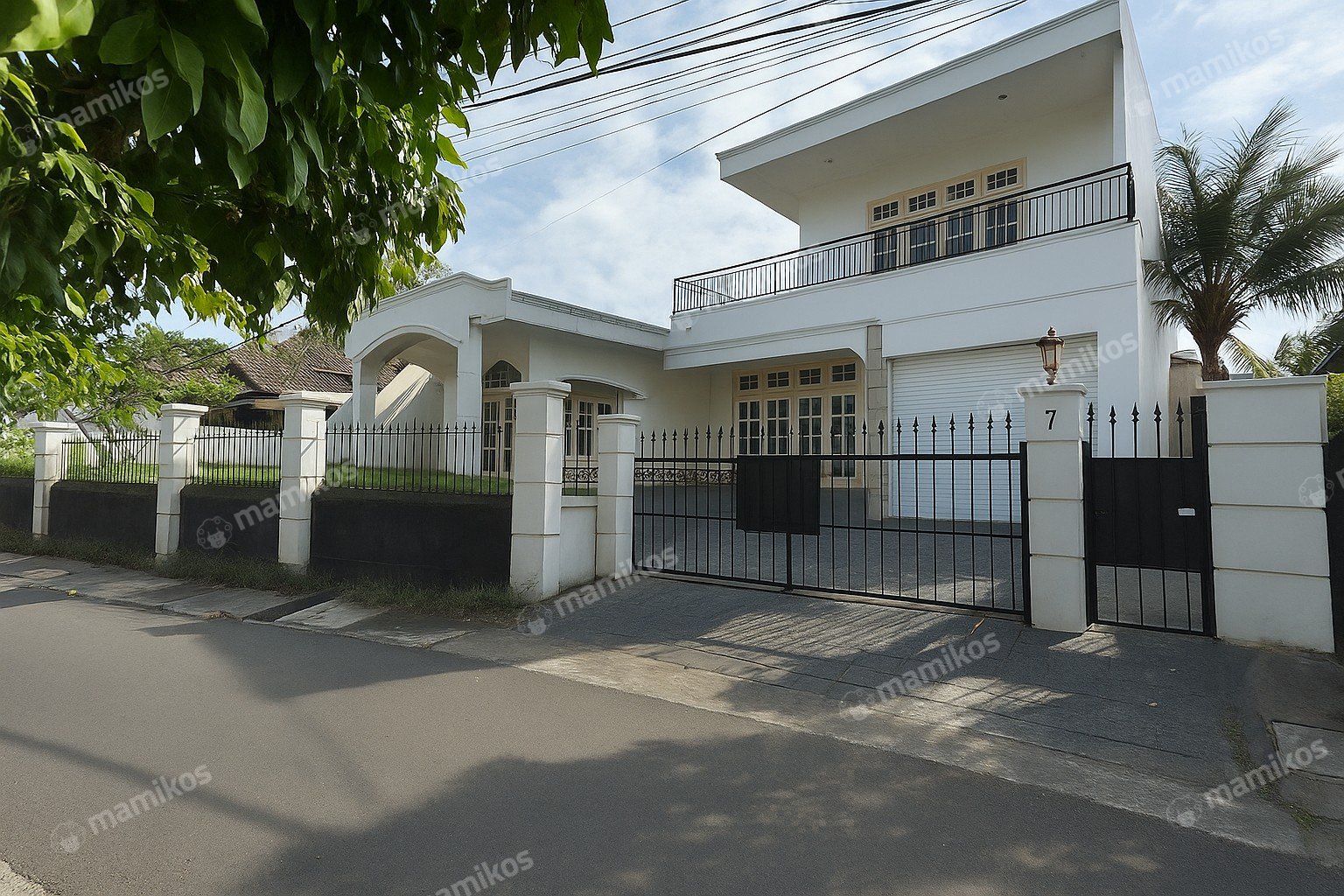 Rumah Sertifikat SHM 4 Kamar Tidur 2 Kamar Mandi Ulujami Jakarta Selatan