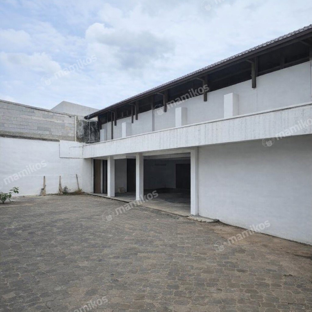 Rumah Sertifikat SHM 3 Kamar Tidur 2 Kamar Mandi Kebayoran Baru Jakarta Selatan - Photo 3