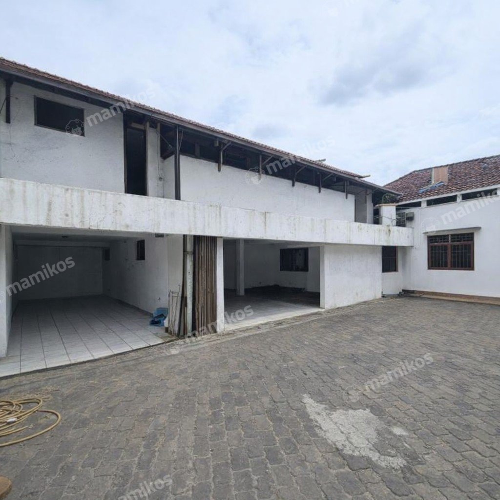 Rumah Sertifikat SHM 3 Kamar Tidur 2 Kamar Mandi Kebayoran Baru Jakarta Selatan - Photo 4