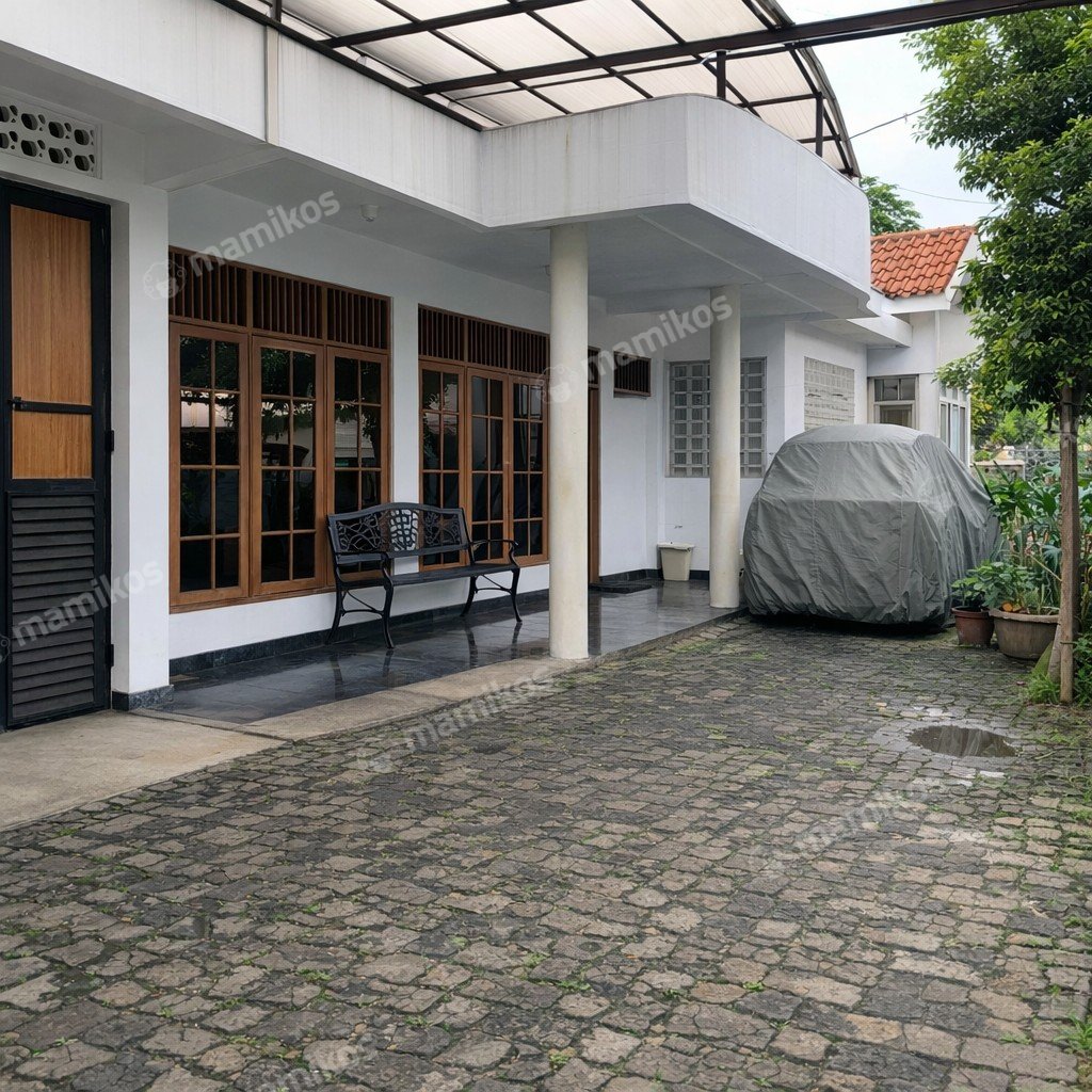 Rumah Sertifikat SHM 7 Kamar Tidur 5 Kamar Mandi Setiabudi Jakarta Selatan - Photo 5