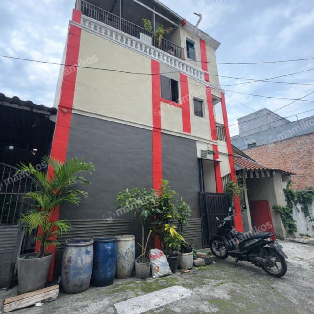 Rumah Sertifikat SHM 14 Kamar Tidur 14 Kamar Mandi Daan Mogot Jakarta Barat - Photo 3