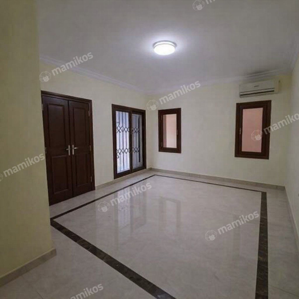 Rumah Sertifikat SHM 5 Kamar Tidur 5 Kamar Mandi Raffles Hills Jakarta Timur - Photo 3