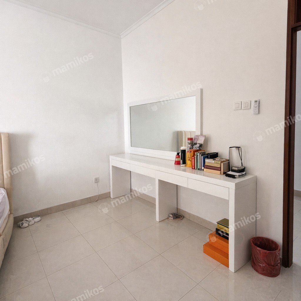 Rumah Sertifikat SHM 7 Kamar Tidur 7 Kamar Mandi Kebayoran Baru Jakarta Selatan - Photo 5