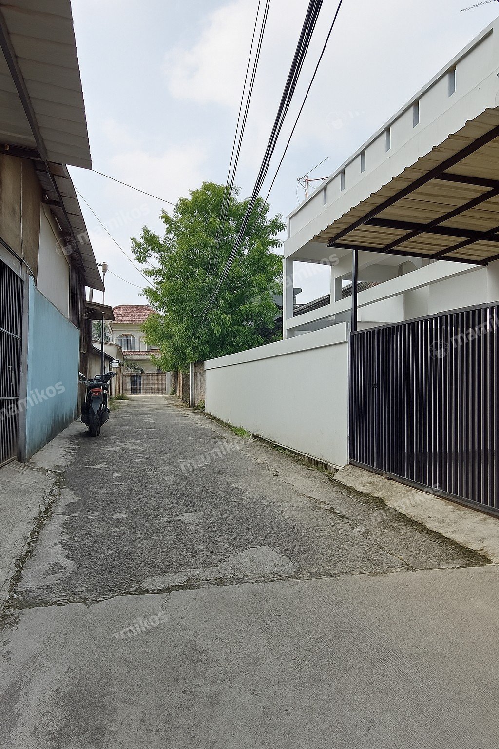 Rumah Sertifikat SHM 4 Kamar Tidur 4 Kamar Mandi Green Ville Jakarta Barat - Photo 4
