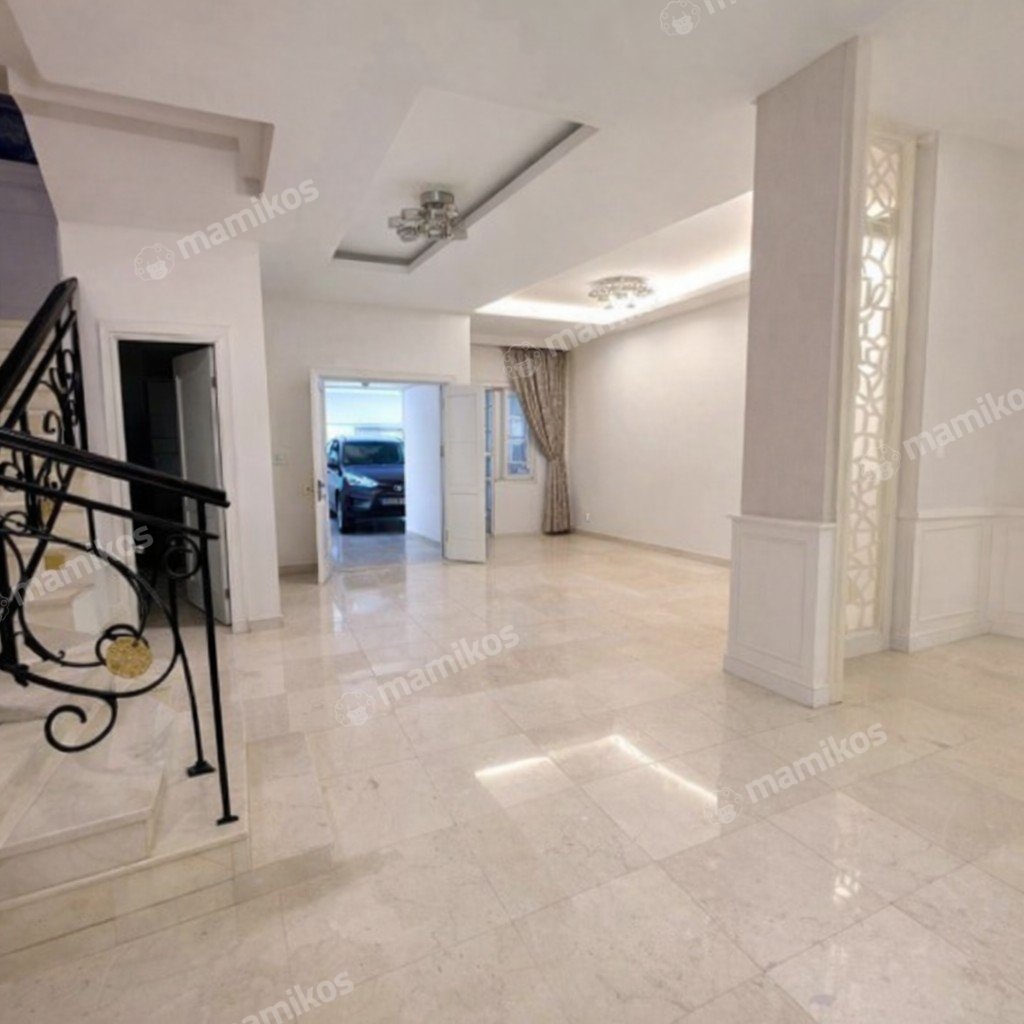 Rumah Sertifikat SHM 3 Kamar Tidur 4 Kamar Mandi Lebak Bulus Jakarta Selatan - Photo 3