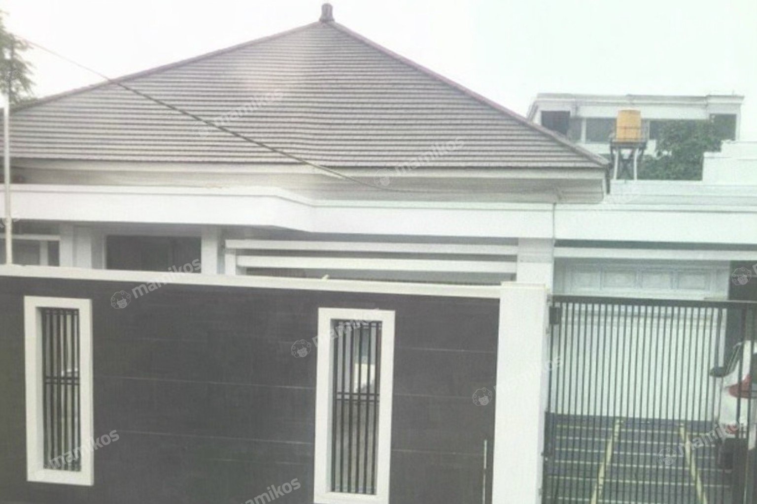 Rumah Sertifikat SHM 3 Kamar Tidur 3 Kamar Mandi Kemang Jakarta Selatan