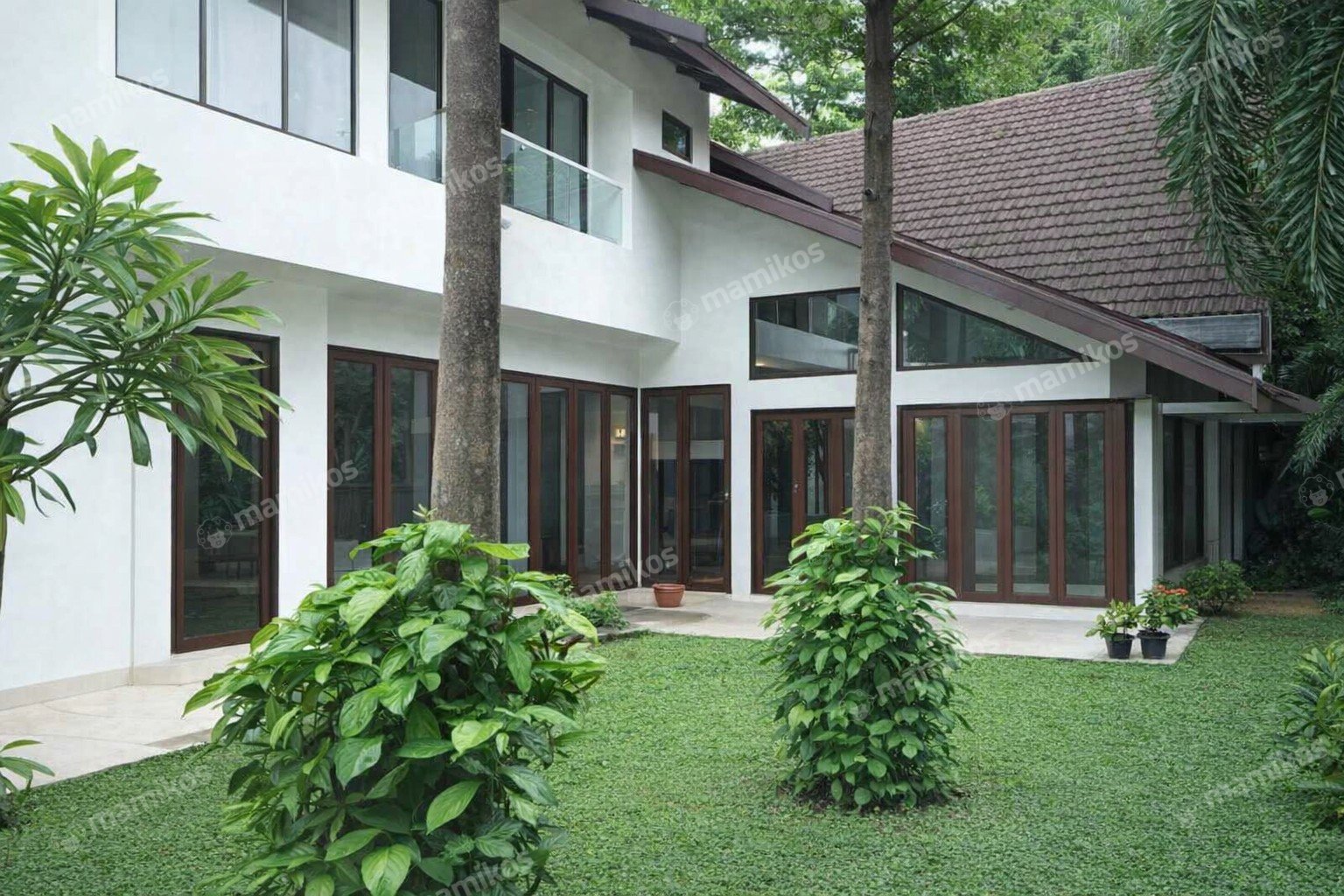 Rumah Sertifikat SHM 5 Kamar Tidur 4 Kamar Mandi Kemang Jakarta Selatan - Photo 3